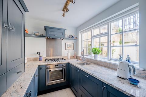 1 bedroom flat for sale, Royal Crescent, Bath, Somerset, BA1
