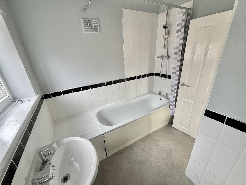 Bathroom 2