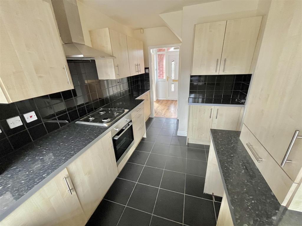 Kitchen 2