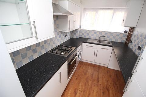 2 bedroom apartment for sale, Wardrew Court, New Barnet,Barnet,EN5 1JA EN5