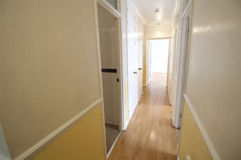 2 bedroom apartment for sale, Wardrew Court, New Barnet,Barnet,EN5 1JA EN5