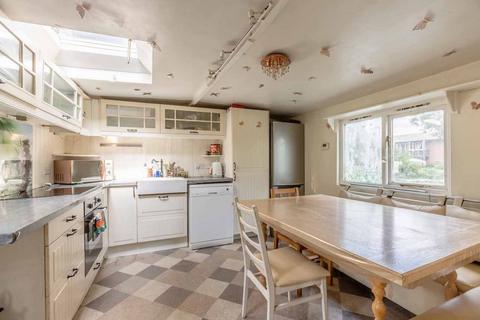 undefined, Benbow Waye, Benbow Moorings, Uxbridge UB8