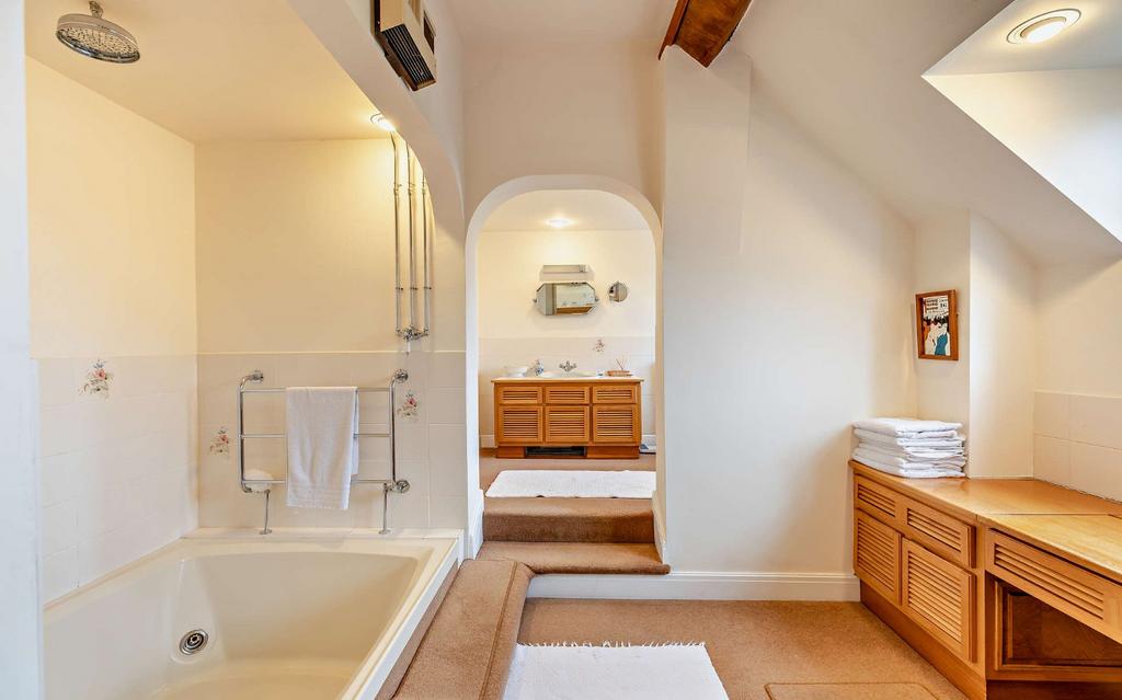 Principal Bathroom