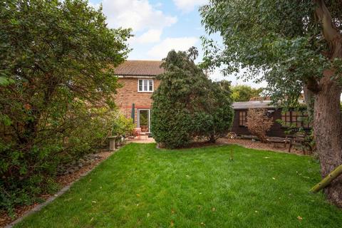 3 bedroom semi-detached house for sale, Tithe Close, Walton-on-Thames, KT12