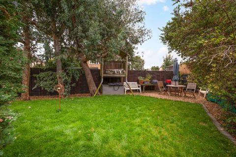 3 bedroom semi-detached house for sale, Tithe Close, Walton-on-Thames, KT12