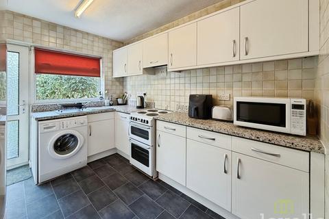 3 bedroom bungalow for sale, Almond Court, Lincoln LN6