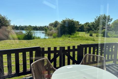 undefined, Lower Lakes Straight Drove, Chilton Trinity