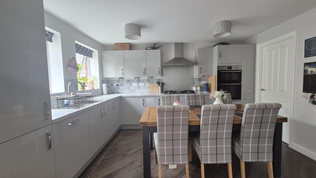 Open Plan Living/Kitchen/Diner