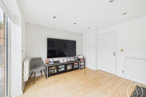 undefined, Spruce Garth, Leeds