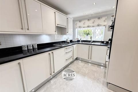 3 bedroom semi-detached house for sale, Fordwater Road, Streetly, Sutton Coldfield