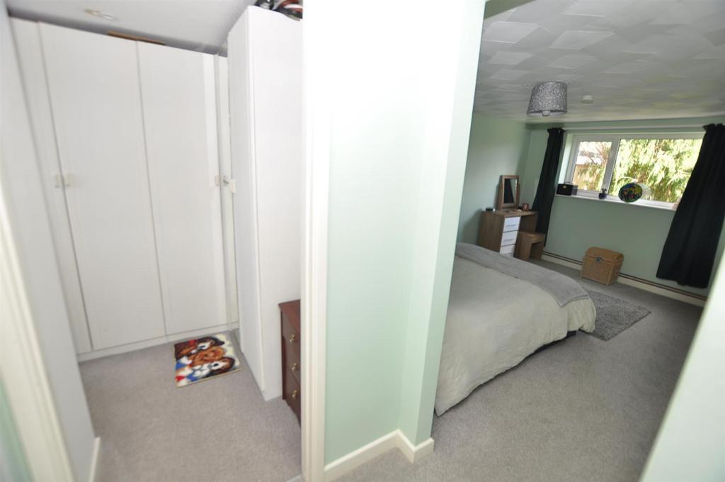 Mezzanine level dressing room