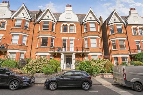 Antrim Road, Belsize Park, NW3