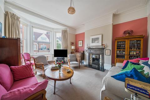 3 bedroom flat for sale, Antrim Road, Belsize Park, NW3