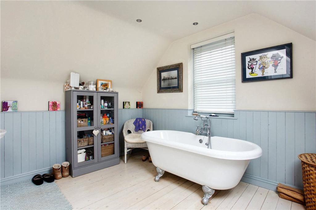 Ensuite Bathroom