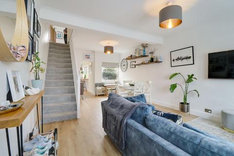 2 Summer Road, East Molesey, KT8 9LS