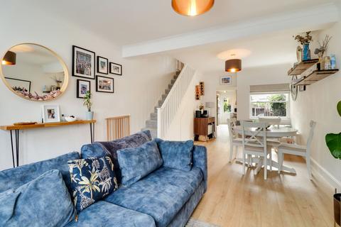 2 Summer Road, East Molesey, KT8 9LS