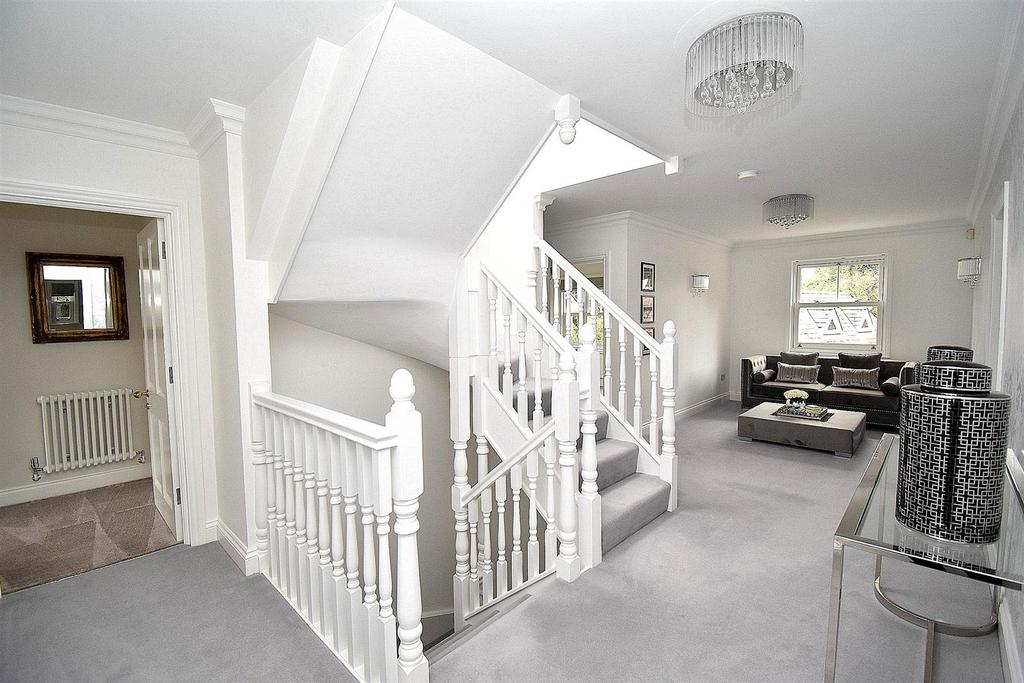 Landing open plan.jpg