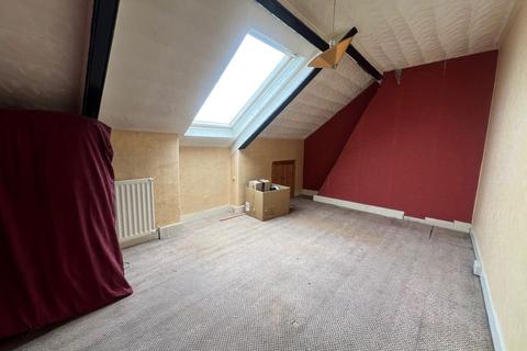 73 Park Crescent, North Shields, NE30 2HL