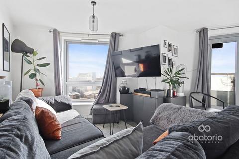 2 bedroom apartment for sale, Len Bishop Court, 63 Schoolhouse Lane, London, E1W