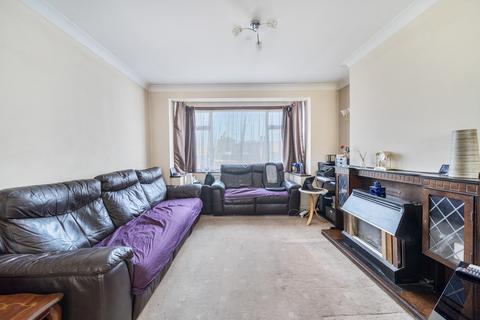3 bedroom semi-detached house for sale, Petts Hill, Northolt