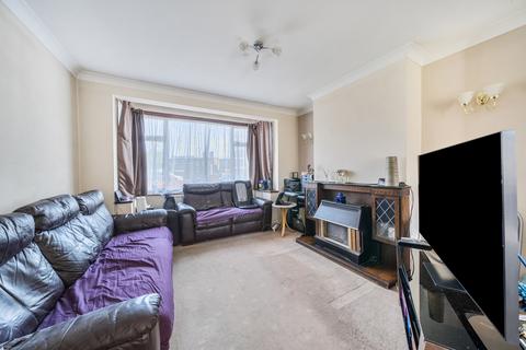 3 bedroom semi-detached house for sale, Petts Hill, Northolt