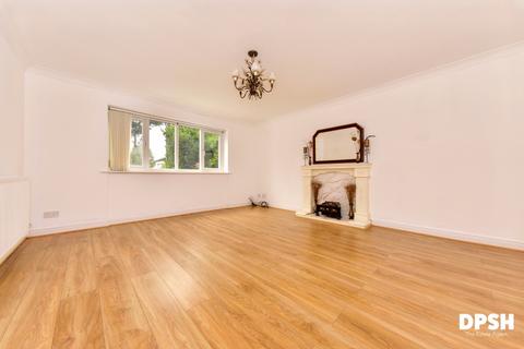 4 bedroom detached house for sale, Moorland Road, Drighlington, Bradford