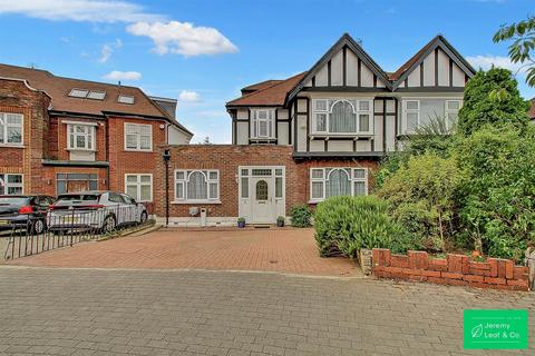 undefined, Abbots Gardens, London
