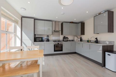 undefined, Oldfield Road, Maidenhead SL6