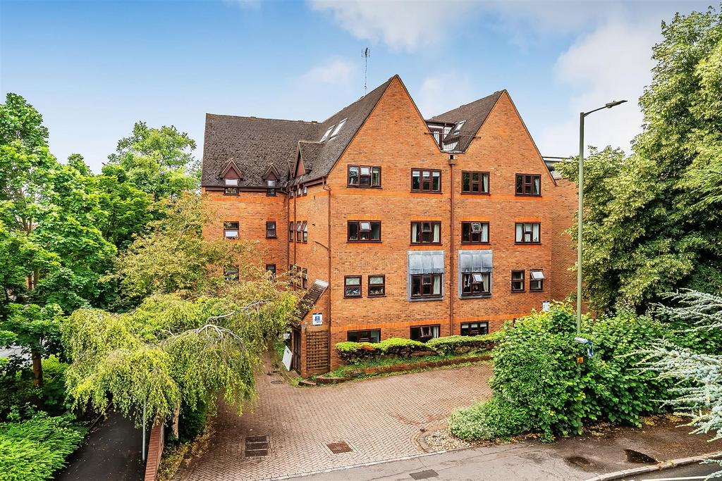 12-Copthorne-Court-12.jpg
