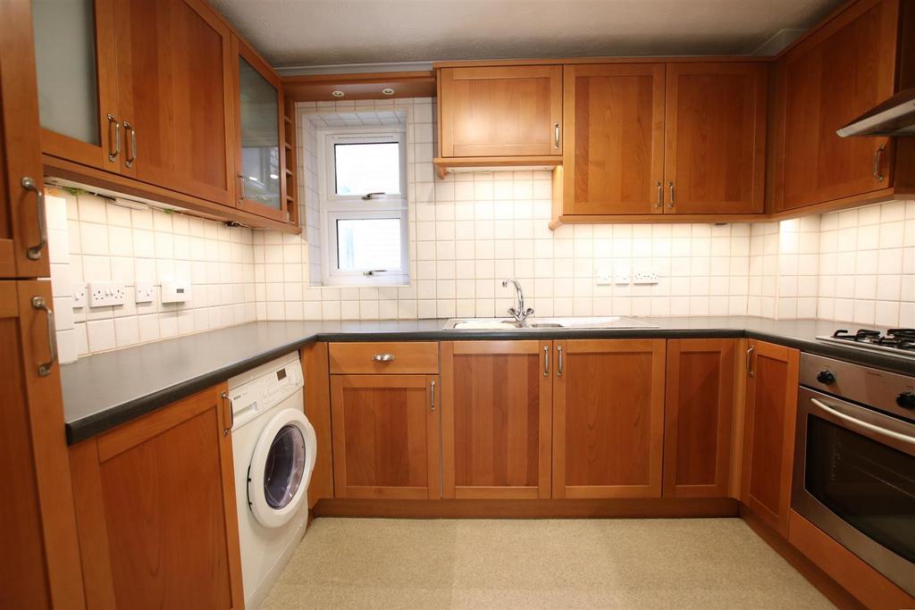 Kitchen.JPG
