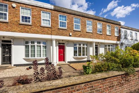 79 Andover Road, Cheltenham, GL50 2TS