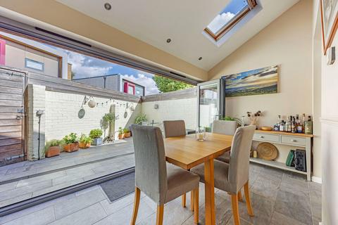 79 Andover Road, Cheltenham, GL50 2TS