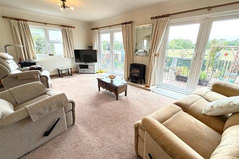 undefined, Allington Gardens, Allington