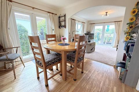 undefined, Allington Gardens, Allington