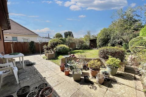 3 bedroom detached bungalow for sale, Colehill