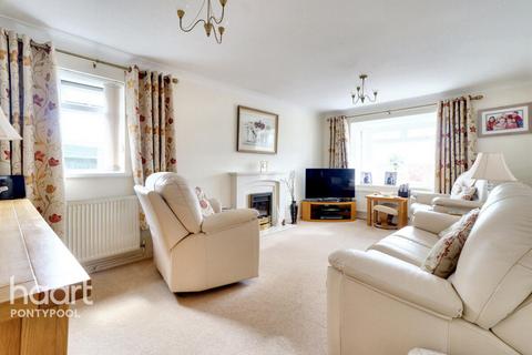 undefined, Chester Close, Pontypool