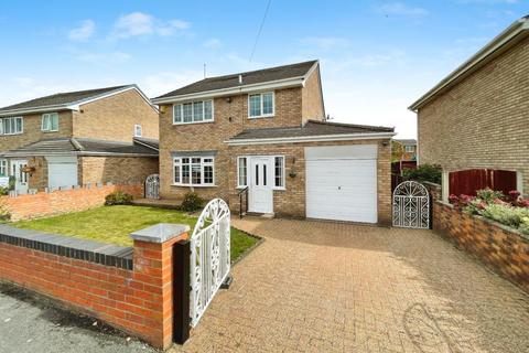 4 bedroom detached house for sale, Walker Close, Wrexham