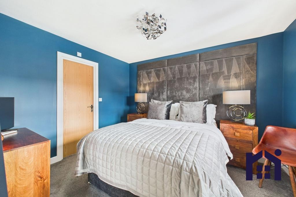 Guest bedroom