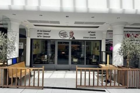 Shop to rent, 39 South St Romford RM1 1NT
