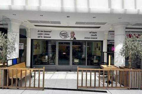 Shop to rent, 39 South St Romford RM1 1NT