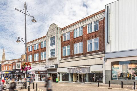 Office to rent, 1-32 Quadrant Arcade Romford RM1 3ED