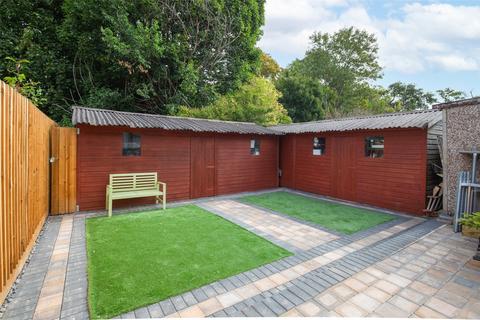 3 bedroom semi-detached house for sale, Trym Side, Bristol, BS9