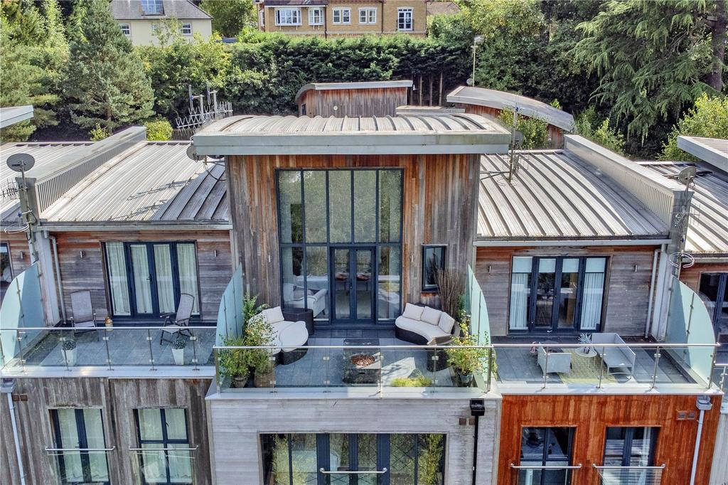 Second Floor Balcony