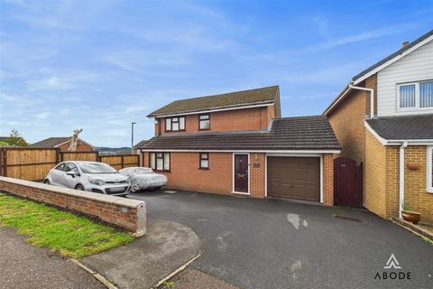 Field Lane, Burton-On-Trent DE13