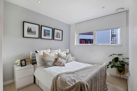 1 bedroom apartment to rent, Saffron Central Square, Croydon, CR0