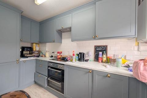 2 bedroom terraced house for sale, Elsworth Close, Feltham, TW14