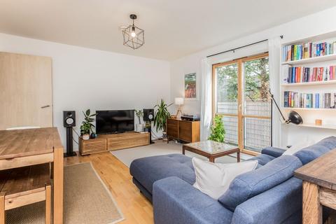 2 bedroom apartment for sale, William Fairburn Way, Manchester M4