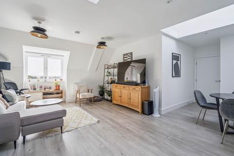 undefined, Sloane Court, North Watford