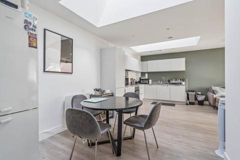 undefined, Sloane Court, North Watford