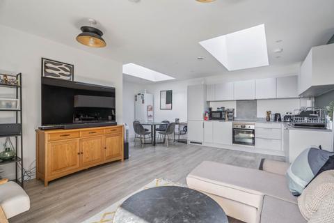undefined, Sloane Court, North Watford
